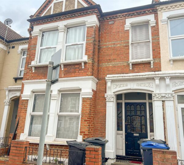 Nova Road, Croydon