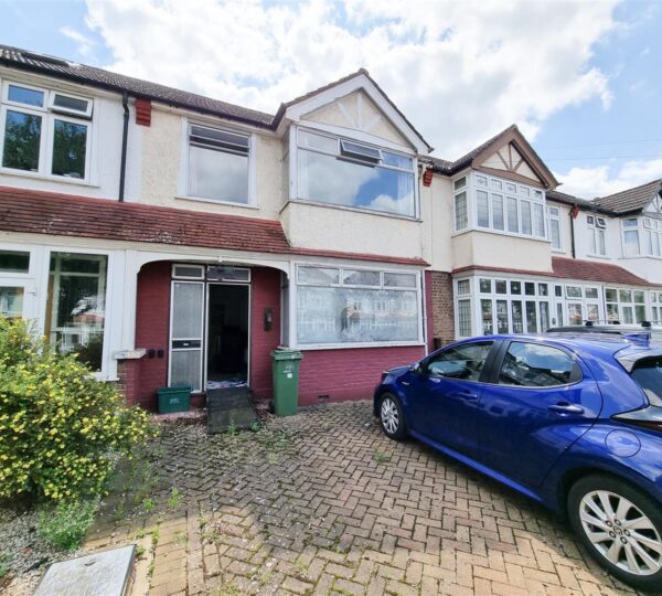 The Chase, Wallington